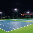 藤野代理，EYE巖崎在國(guó)際大會(huì)上使用的世界標(biāo)準(zhǔn)硬涂層被“Radioch Tennis”照亮，創(chuàng)造出明亮舒適的夜間照明